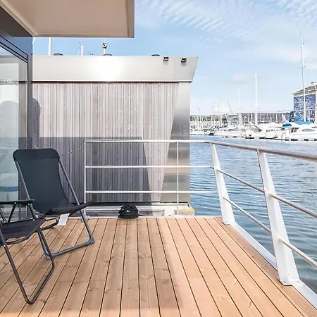 Watervilla 보트호텔 5*